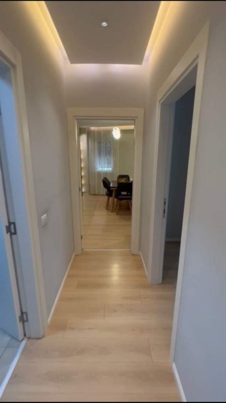 Tirane, jepet me qera apartament 2+1 Kati 5, 80 m² 500 Euro (Rruga Dritan Hoxha)