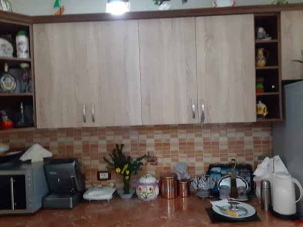 Tirane, jepet me qera apartament 1+1 Kati 5, 60 m² 350 Euro (prane Pedonales)