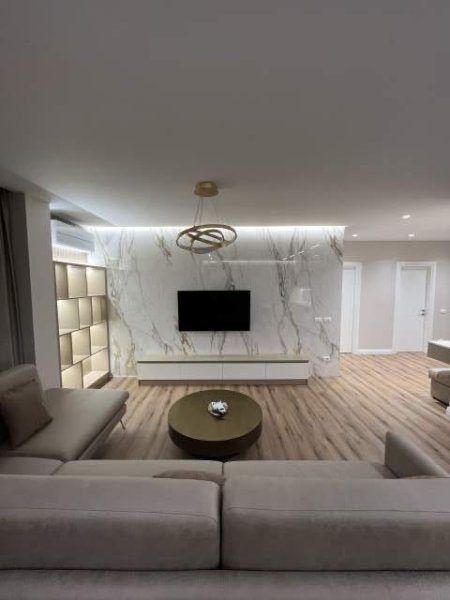 Tirane, jepet me qera apartament 3+1+BLK Kati 10, 127 m² 900 Euro (Astir, Rruga Teodor Keko)