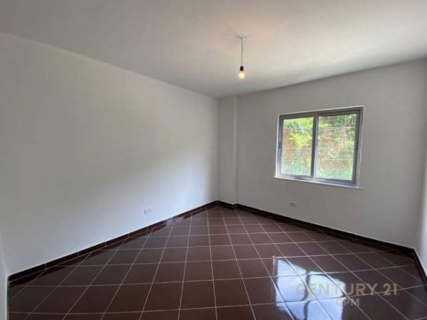 Tirane, shitet apartament 2+1 Kati 3, 94 m² 68.500 Euro (Rruga Muhamed Deliu)