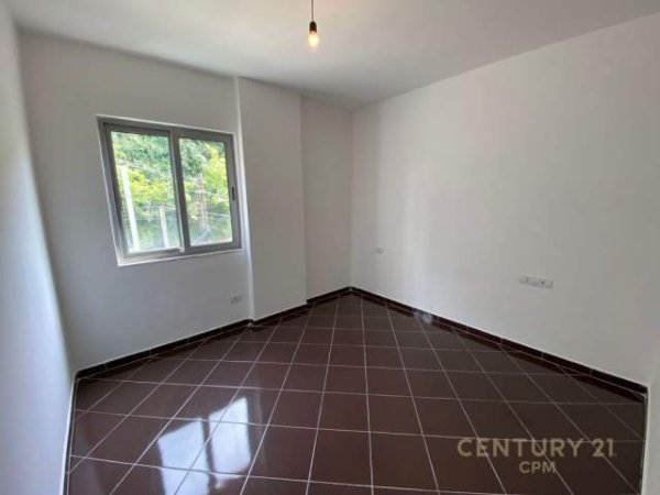 Tirane, shitet apartament 2+1 Kati 3, 94 m² 68.500 Euro (Rruga Muhamed Deliu)