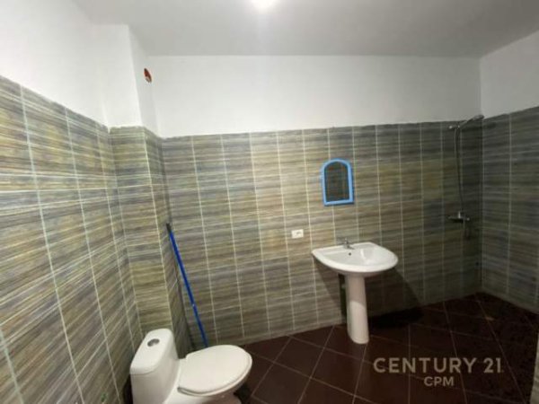 Tirane, shitet apartament 2+1 Kati 3, 94 m² 68.500 Euro (Rruga Muhamed Deliu)