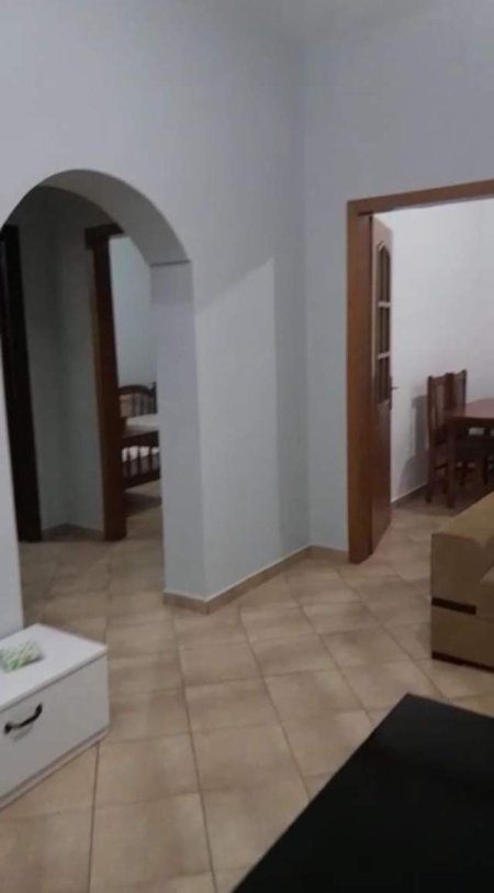 Tirane, jepet me qera Vile 2+1+BLK Kati 1, 115 m² 40.000 Leke (Don Bosko)