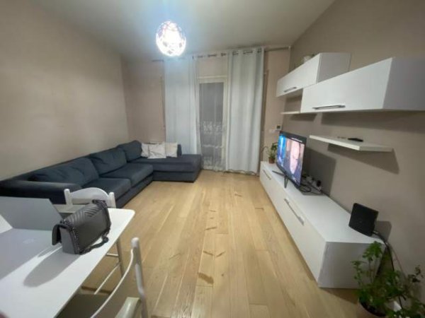 Tirane, jepet me qera apartament 1+1+BLK Kati 6, 75 m² 450 Euro (Rruga Panorama)