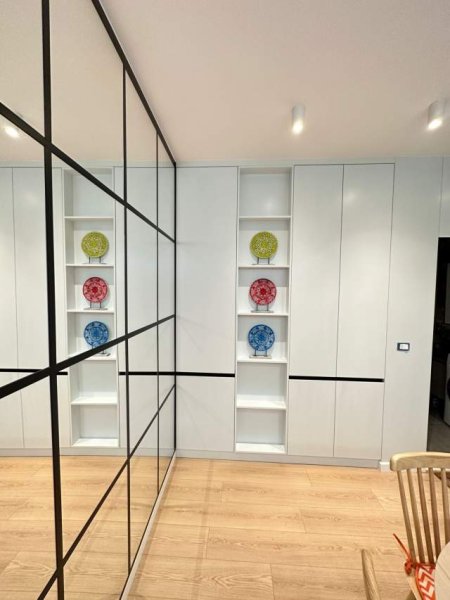 Japim me qira apartament, rruga elbasanit, 650euro