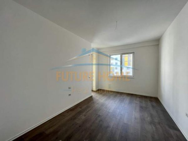 Tirane, shitet apartament 2+1+BLK Kati 4, 107 m² 113.000 Euro (Yzberisht)