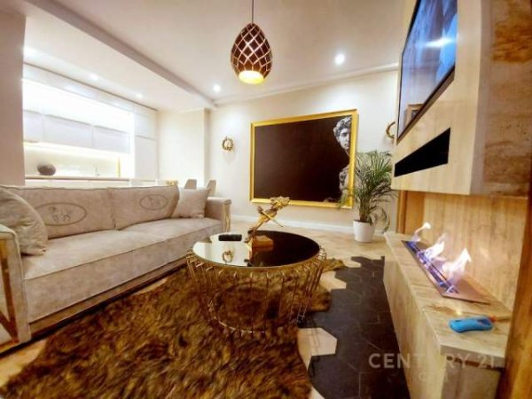 Tirane, jepet me qera apartament 1+1 1.200 Euro (PARK GATE)