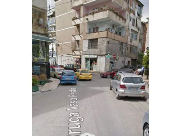 Tirane, jepet me qera ambjent biznesi Kati 0, 175 m² 2.000 Euro (Garda, Liqeni i Tiranes)