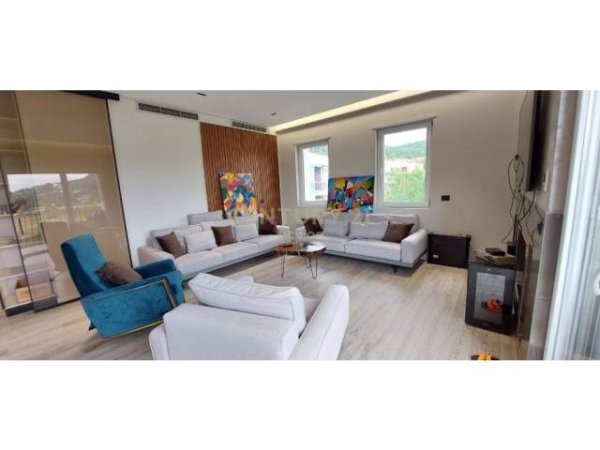 Tirane,  apartament 2+1 1.500 Euro