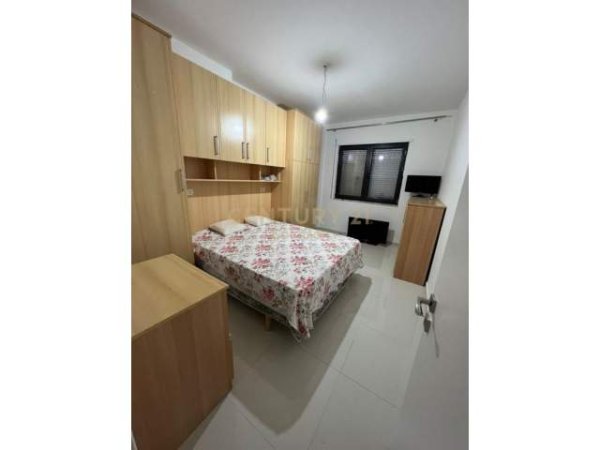Tirane, jepet me qera apartament 2+1+BLK Kati 8, 96 m² 500 Euro (Rruga Egnatia,Don Bosco,)