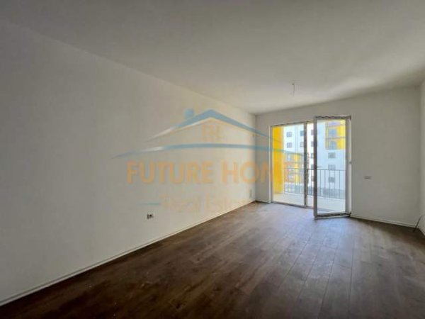 Tirane, shitet apartament 2+1+BLK Kati 4, 107 m² 113.000 Euro (Yzberisht)