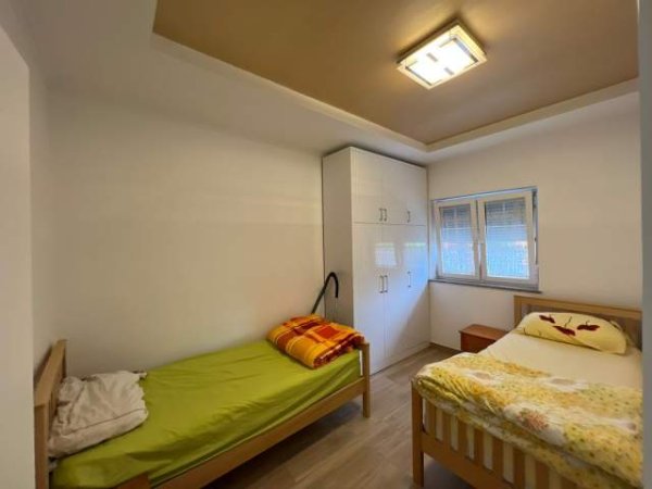 Tirane, ofert apartament 2+1 Kati 0, 70 m² 350 Euro (5 maji)