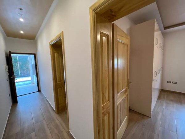 Tirane, ofert apartament 2+1 Kati 0, 70 m² 350 Euro (5 maji)