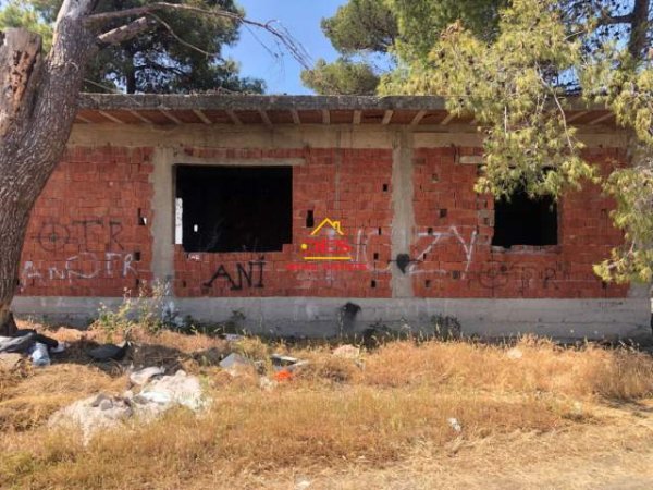 Vlore, shitet shtepi 1 Katshe Kati 1, 500 m² 200.000 Euro (Rruga Sazani,Vlore)