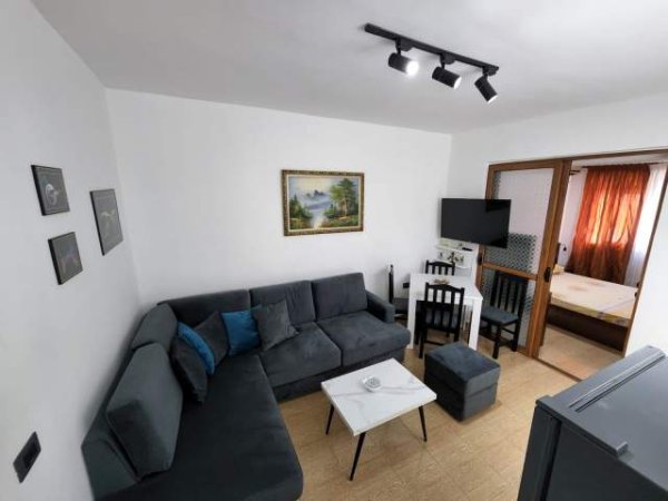 Tirane, jepet me qera garsonier 1+1 Kati 3, 50 m² 350 Euro (Myslym Shyri)