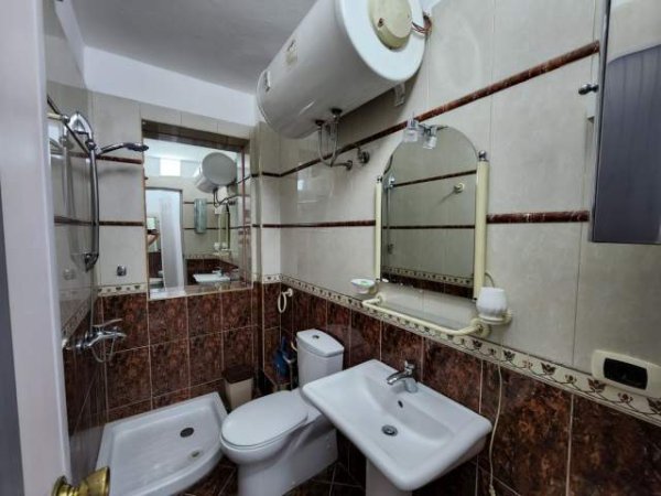Tirane, jepet me qera garsonier 1+1 Kati 3, 50 m² 350 Euro (Myslym Shyri)