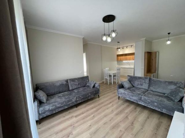 Tirane, jepet me qera apartament 2+1+BLK Kati 4, 90 m² 600 Euro (FUSHA AVIACIONIT)