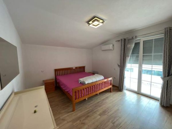 Tirane, jepet me qera apartament 1+1+BLK Kati 4, 100 m² 400 Euro (5 maji)