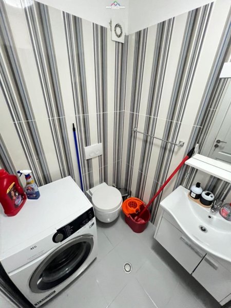 Tirane, jepet me qera apartament 2+1 Kati 0, 90 m² 700 € (kodra e diellit)