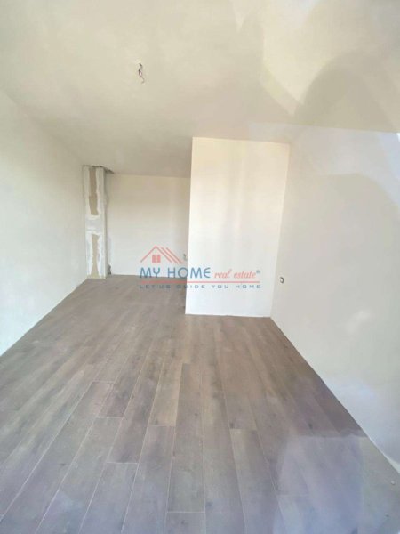Tirane, shitet apartament 1+1+Ballkon Kati 9, 83 m² 122.500 € (Kompleksi Turdiu)