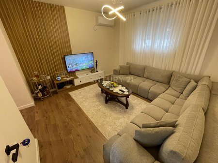 Tirane, jepet me qera Vile 2+1+Aneks+Ballkon Kati 0, 127 m² 1.200 € (Prane shkolles Misto Mame)