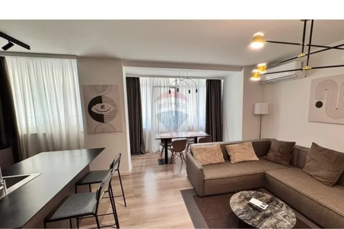 Tirane, shitet apartament 4+1+Ballkon , 278 m² 770.000 € 