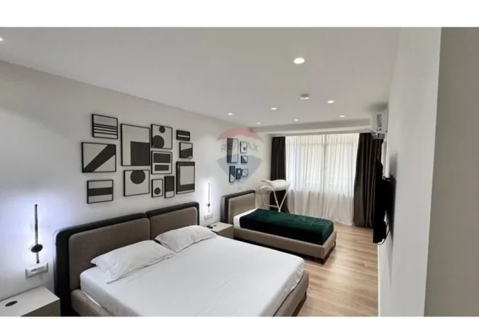 Tirane, shitet apartament 4+1+Ballkon , 278 m² 770.000 € 