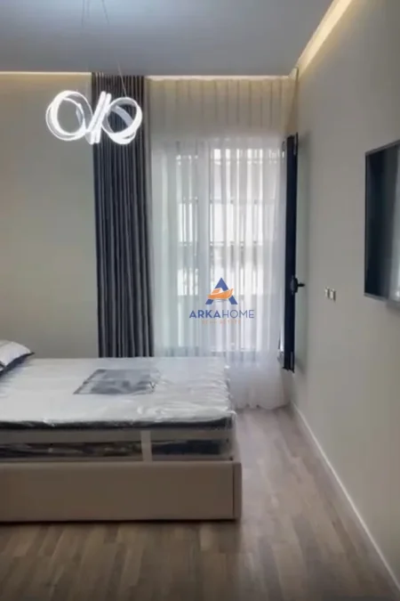Tirane, jepet me qera apartament 1+1 Kati 4, 70 m² 1.000 € (RRUGA E KOSOVAREVE)