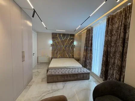 Tirane, shitet apartament 2+1 Kati 4, 118 m² 250.000 € 