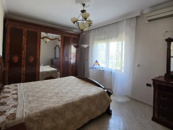 Tirane, jepet me qera apartament 2+1+Ballkon Kati 3, 100 m² 600 € (PJETER BUDI, RRUGA E ELBASANIT)