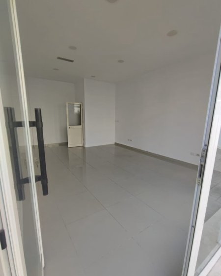 Tirane, jepet me qera apartament 1+1 Kati 1, 410 € 