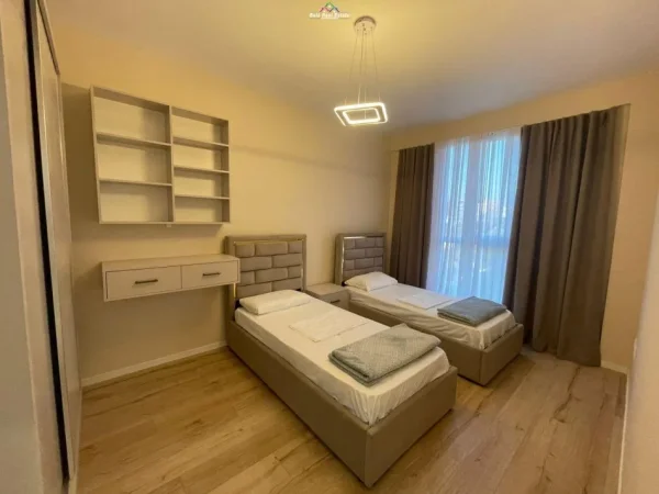 Tirane, jepet me qera apartament 2+1 Kati 2, 110 m² 850 € (siri kodra)
