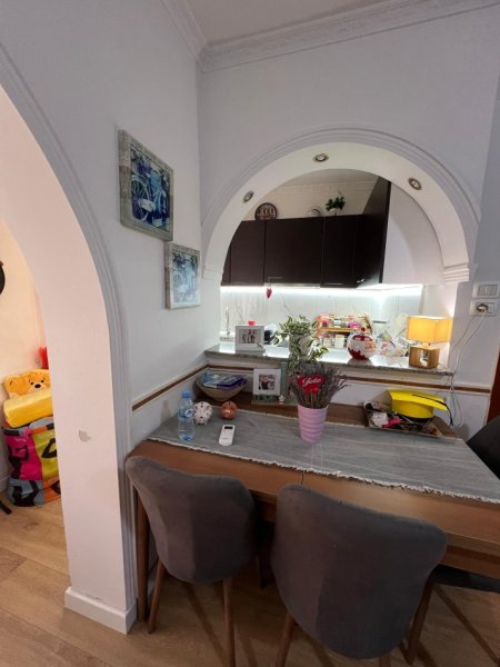 Jepet Me Qira Ap 1+1 Tek Treni 450 € , VEC CIFT