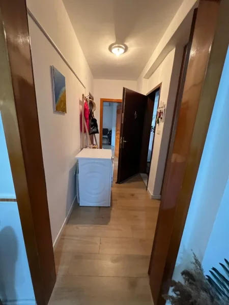 Jepet Me Qira Ap 1+1 Tek Treni 450 € , VEC CIFT