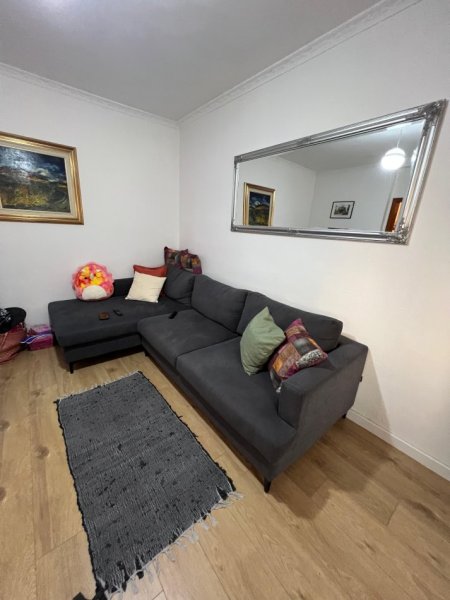 Jepet Me Qira Ap 1+1 Tek Treni 450 € , VEC CIFT