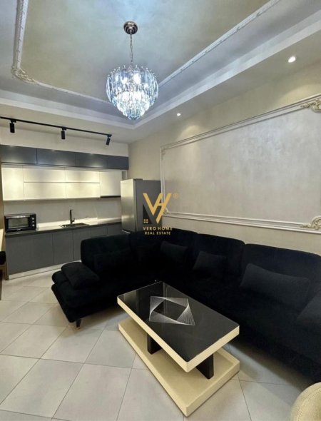 Tirane, jepet me qera apartament 2+1+Ballkon Kati 1, 90 m² 750 € (DON BOSKO)