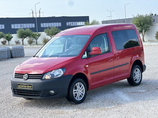 Durres, shitet makine VOLKSWAGEN CADDY 4MOTION 2.0 Nafte, e kuqe manuale Klima 214 km