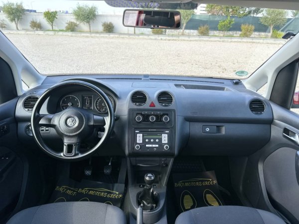 Durres, shitet makine VOLKSWAGEN CADDY 4MOTION 2.0 Nafte, e kuqe manuale Klima 214 km