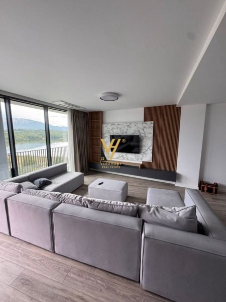 Tirane, jepet me qera apartament 2+1+Ballkon Kati 9, 124 m² 1.800 € (LAKE VIEW)
