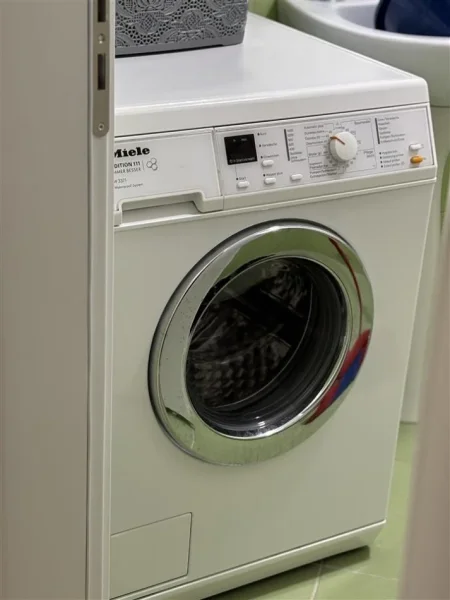 Super Apartament 1+1 me qera ne Astir/prane Viles L (500 Euro)