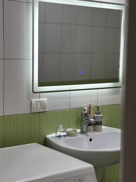 Super Apartament 1+1 me qera ne Astir/prane Viles L (500 Euro)