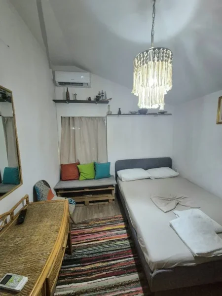 Tirane, jepet me qera garsonier 1+1 Kati 3, 35 m² 350 € (QSUT)