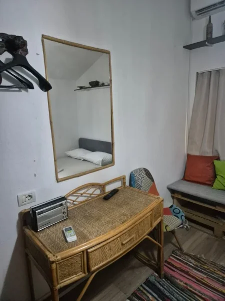 Tirane, jepet me qera garsonier 1+1 Kati 3, 35 m² 350 € (QSUT)