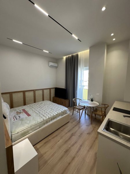 Durres, shes apartament 5+1+Aneks+Ballkon , 240 m² (Shitet Apart-Hotel modern me 5 studio të ndara, ideale për investim turistik dhe afatgjatë. Pamje fantastike nga deti &amp; projekti i ri Dubai Marina 200m nga porti | 1km nga qendra &amp; mu...