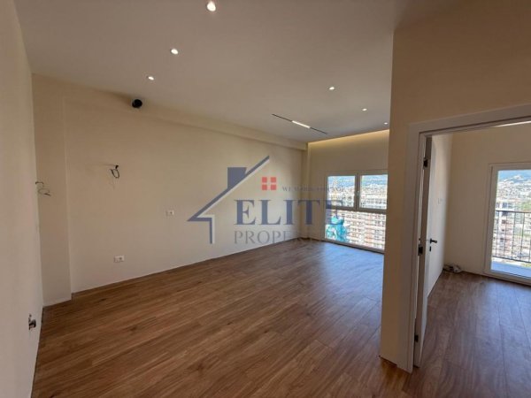 Tirane, shitet apartament 1+1 Kati 1, 60 m² 98.456 € (Prane Kompleksit Mangalem)