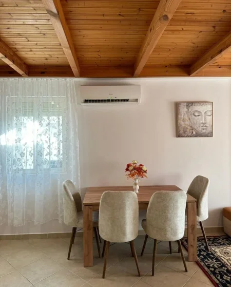 Tirane, jepet me qera apartament duplex 2+1 Kati 6, 90 m² 540 € (Fresku)