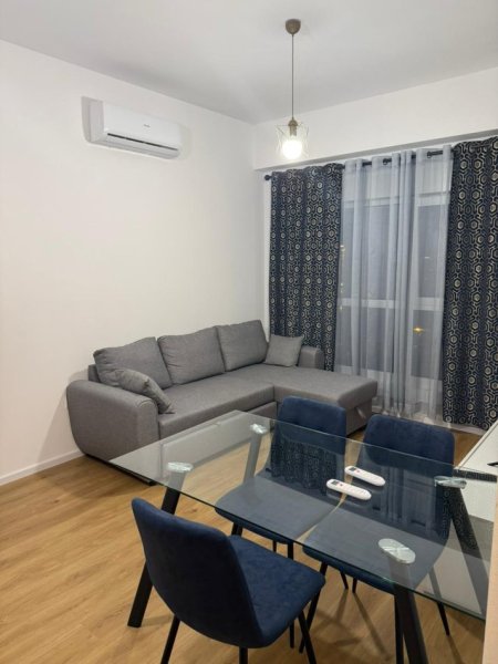 Tirane, jepet me qera apartament 1+1 Kati 3, 55 m² 500 € (Ali Demi)