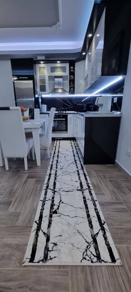 Golem, jepet me qera apartament 1+1+Ballkon Kati 1, 40 € (Rruga palmave)