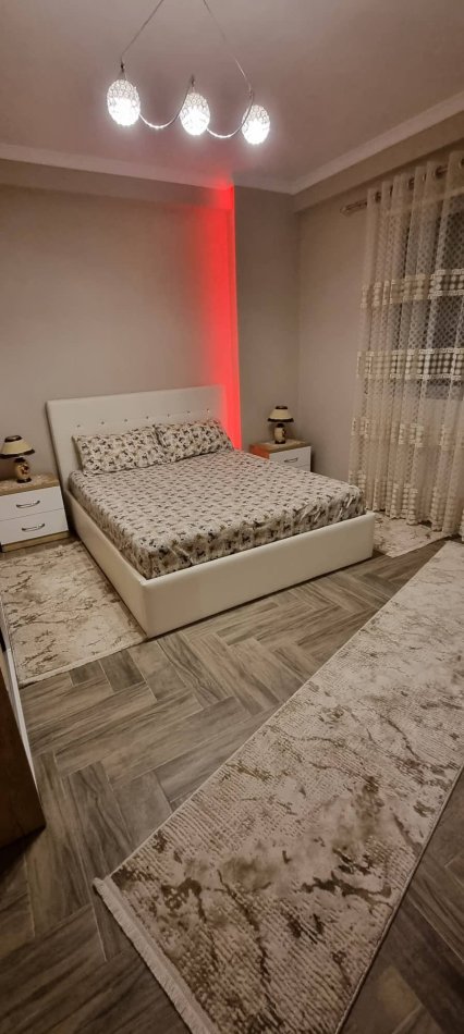 Golem, jepet me qera apartament 1+1+Ballkon Kati 1, 40 € (Rruga palmave)