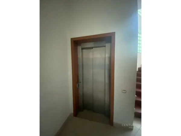 Tirane, shes Vile 3 Katshe Kati 4, 1.137 m² 